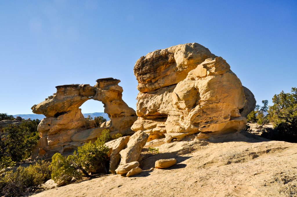 Horizon-Arch-Kissing-Dragon-Arch-Grand-Staircase-Escalante-National-Monument-Escalante-Utah-3 Horizon Arch - Kissing Dragon Arch