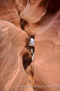 Spooky-Slot-Canyon-Hole-in-the-Rock-Road-Grand-Staircase-Escalante-National-Monument-Utah-28-199x300 Spooky Slot Canyon
