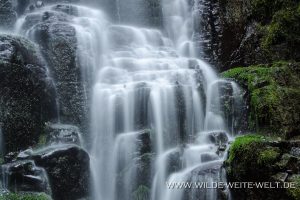 Fairy-Falls-Columbia-River-Gorge-Oregon-10-300x200 Fairy Falls