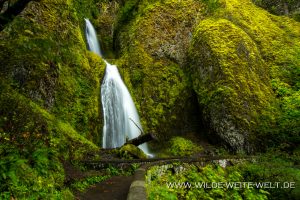 Wahkeena-Falls-Columbia-River-Gorge-Oregon-5-300x200 Wahkeena Falls