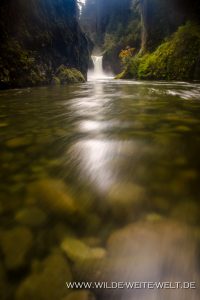 Punchbowl-Falls-Eagle-Creek-Columbia-River-Gorge-Oregon-200x300 Punchbowl Falls
