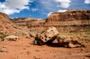 Big-Rocks-Mexican-Bend-San-Rafael-Swell-Utah-3-300x199 Big Rocks