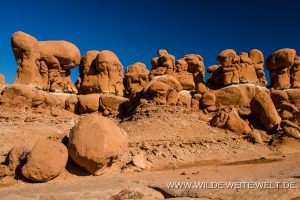 Ghoul-Gulch-Goblins-San-Raffael-Swell-Hambrick-Bottoms-Road-Castle-Dale-Utah-8-300x200 Ghoul Gulch Goblins