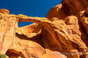 Lamanite-Arch-Upper-Gulch-Grand-Staircase-Escalante-National-Monument-Utah-12-300x200 Lamanite Arch