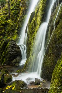 Moon-Falls-Row-River-Area-Umpqua-National-Forest-Oregon-3-200x300 Moon Falls