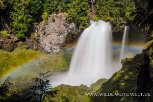 Sahalie-Falls-McKenzie-River-Willamette-National-Forest-Oregon-2-300x200 Sahalie Falls