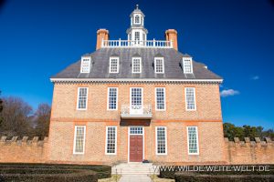 Governeurs-Palace-Williamsburg-Virginia-300x200 Governeurs Palace