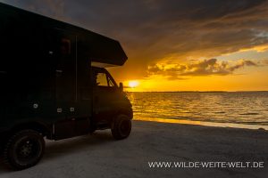 Sunset-Sanibel-Island-Florida-2-1-300x200 Sunset