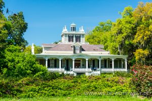 Mansion-Rip-van-Winkle-Gardens-Jefferson-Island-Louisiana-2-300x200 Mansion