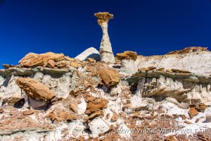 Giant-Hoodoo-White-Rock-Valley-Grand-Staircase-Escalante-National-Monument-Utah-15-300x200 Giant Hoodoo