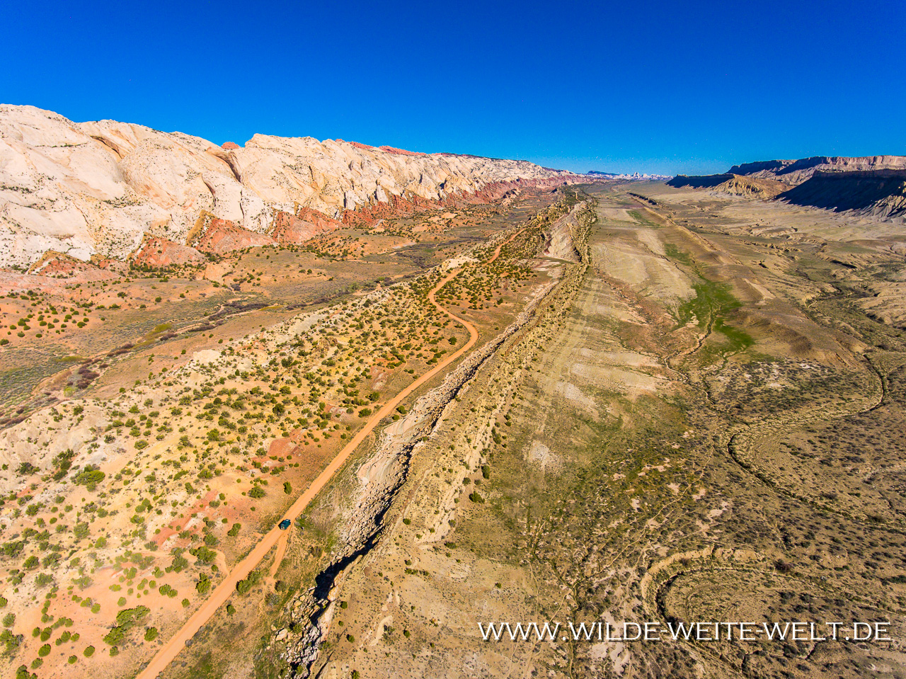Long-Canyon-Burr-Trail-Grand-Staircase-Escalante-National-Monument-Utah-24 Burr Trail & Waterpocket Fold & Strike Valley Overlook: Aerial Views entlang der Notom-Bullfrog Road [Utah]