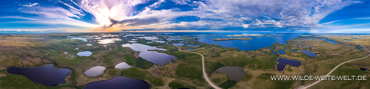 Tombstone-Mountains-und-North-Klondike-River-Tombstone-Territorial-Park-Dempster-HIghway-Yukon-7 Dempster Highway nach Tuktoyaktuk: Landschaften / Landscapes [Dempster]