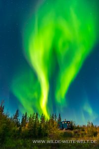 11-Aurora-Borealis-Twin-Falls-Gorge-Territorial-Park-Mackenzie-Highway-Northwest-Territories-17-200x300 Aurora Borealis
