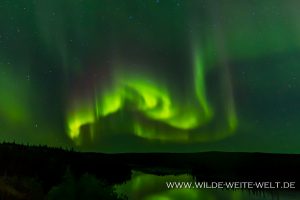 8-Aurora-Borealis-Ingraham-Trail-Yellowknife-Northwest-Territories-11-300x200 Aurora Borealis