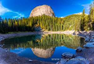 Big-Beehive-and-Mirror-Lake-Lake-Louise-Banff-National-Park-Alberta-1-300x206 Big Beehive and Mirror Lake