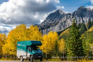 Fall-Color-Kananaskis-Highway-Kananaskis-Country-Alberta-11-300x200 Fall Color