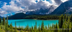 Waterfowl-Lake-Icefields-Parkway-Banff-National-Park-Alberta-2-300x136 Waterfowl Lake