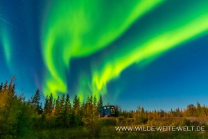 Aurora-Borealis-Twin-Falls-Gorge-Territorial-Park-Mackenzie-Highway-Northwest-Territories-5-300x200 Aurora Borealis