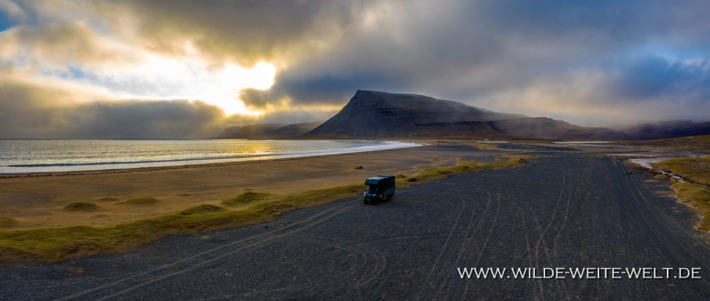 Eriophorum-Njardvik-Island-1024x314 Iveco Daily 4x4: Foto-Gallery # 6 Offroad-Camper - Iceland